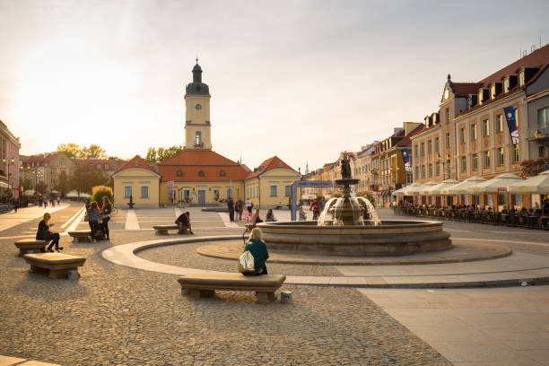 architecture of the kosciusko main square with town hall in bialystok, poland - editorial built structure fountain town square imagens e fotografias de stock