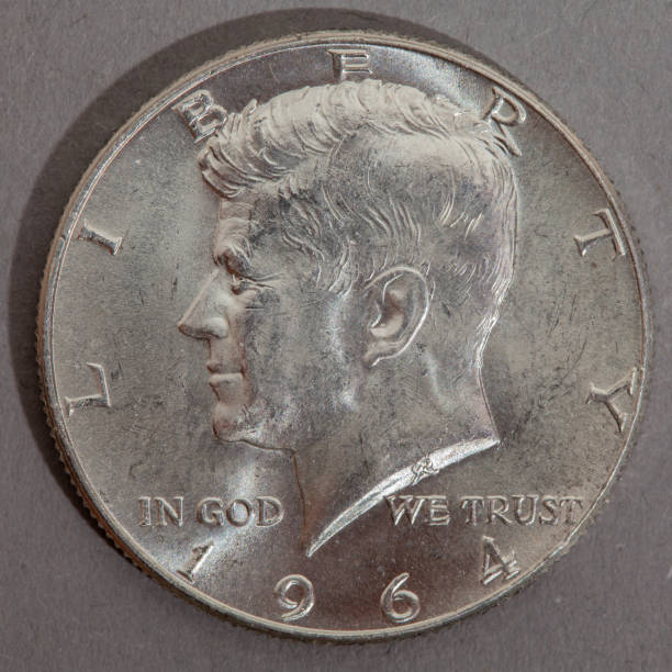 istock 1964 - Half US-Dollar - Kennedy 1097048034