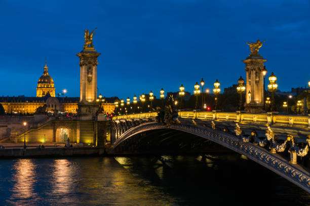 istock Paris, France 1097071494