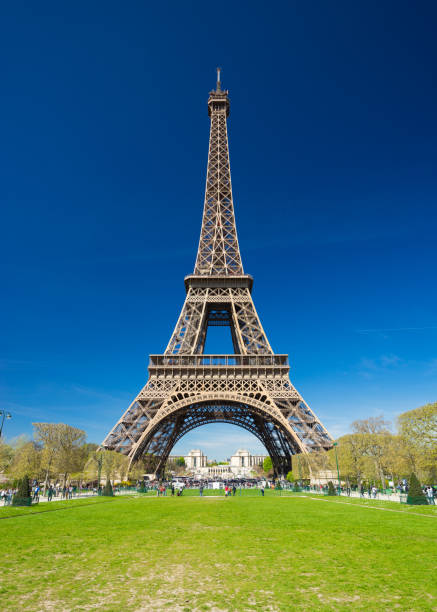 istock Paris, France 1097073070