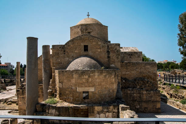 istock Old St. George Church 1097159402