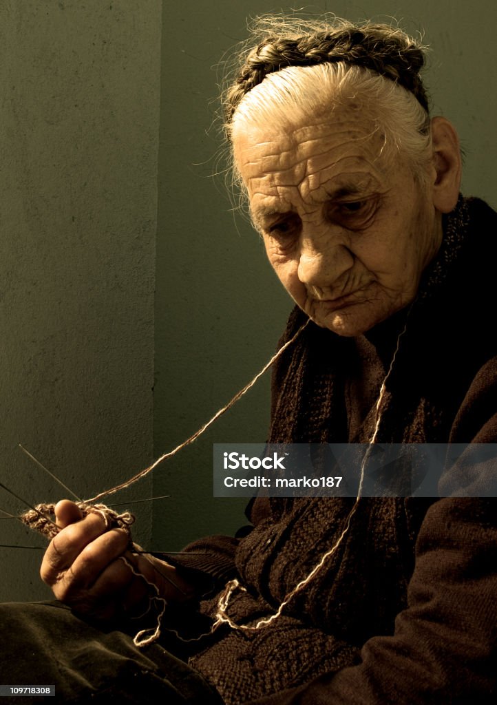 old mujer - Foto de stock de Abuela libre de derechos