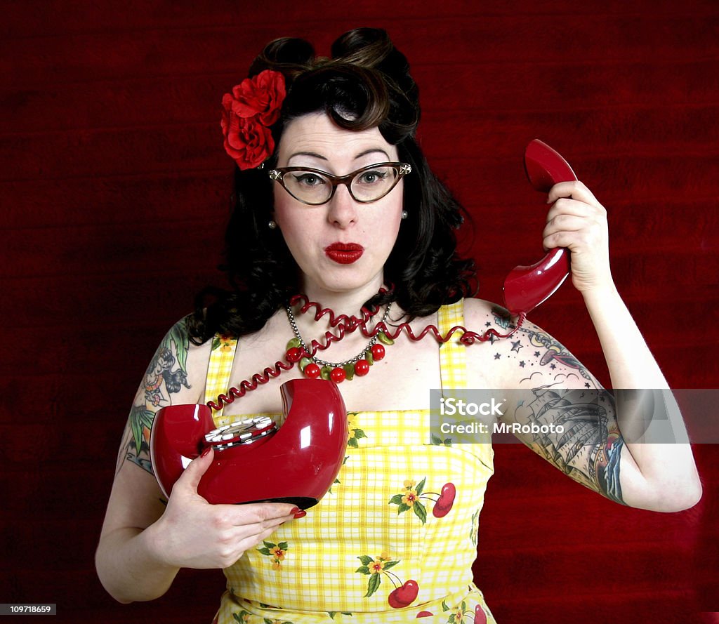 Rockabilly mulher responder telefone - Foto de stock de Adulto royalty-free