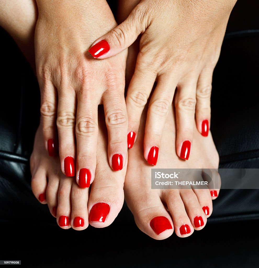 Czerwone paznokcie - Zbiór zdjęć royalty-free (Pedicure)