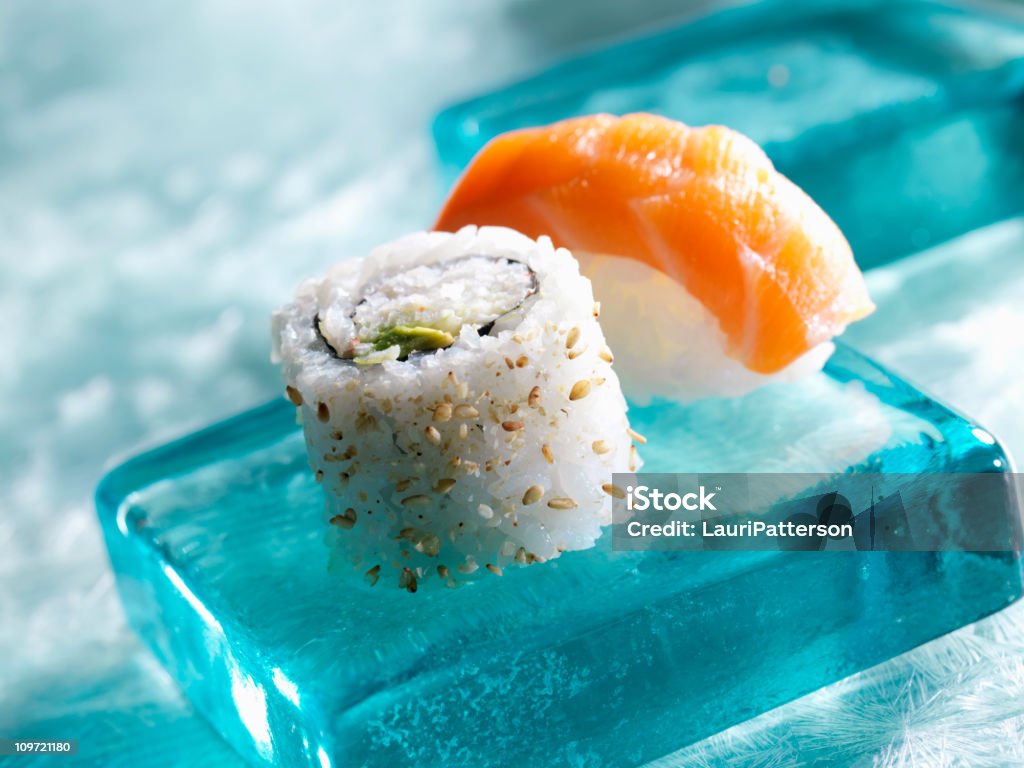 Variedad de Sushi - Foto de stock de Azul libre de derechos