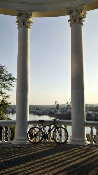 Bicycle at the colonnade