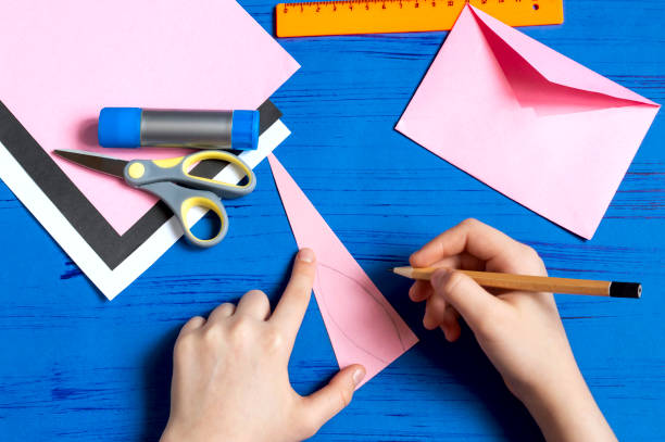 istock How to make envelope in form of bunny for Easter greetings. Step 6 1097359878