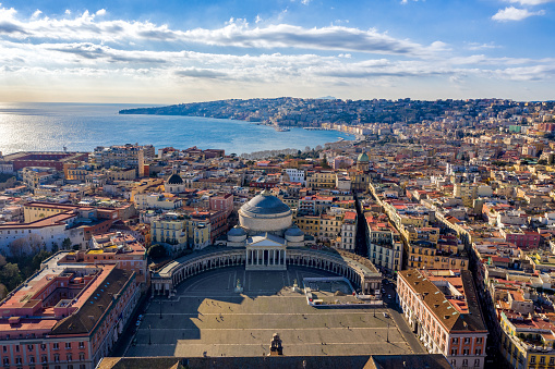 Vista aérea de Nápoles, Italia photo