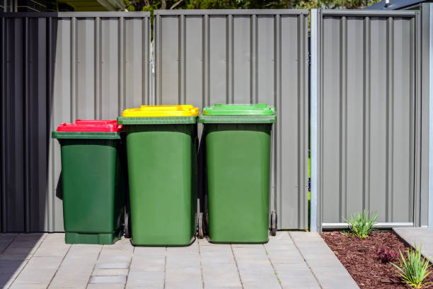 istock Australian home rubbish bins set 1097363014