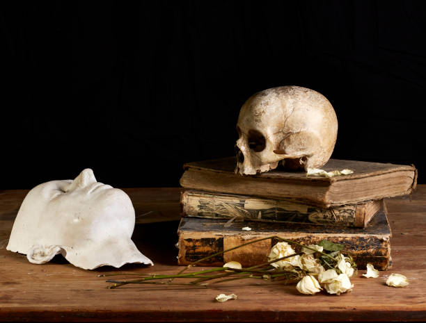 nature morte dans un style vantias - vanitas photos et images de collection