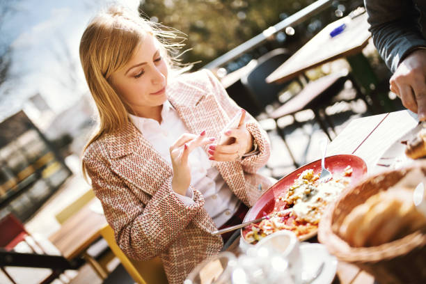 istock No-phone brunches could save your friendships. 1097398158