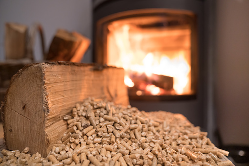 Leña calefacción de pellets de madera de primer plano photo