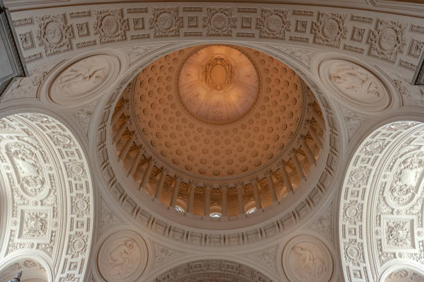 мэрия сан-франциско внутри, калифорния, сша - san francisco county government town hall government building стоковые фото и изображения