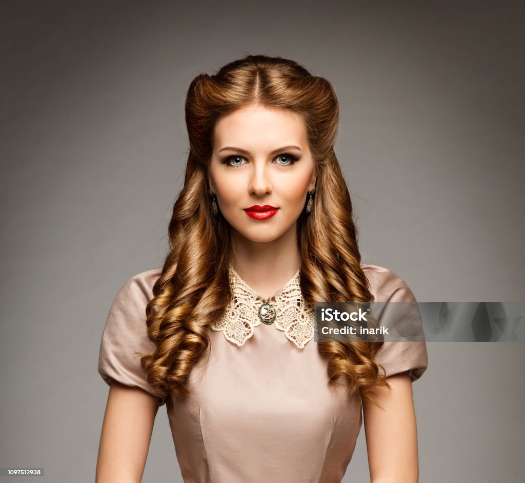 Fashion Model Retro Hairstyle Elegant Woman Old Fashioned Curly Hair Style  Young Girl Beauty Portrait Stock Photo - Download Image Now - iStock