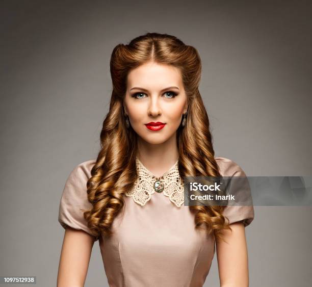 Fashion Model Retro Hairstyle Elegant Woman Old Fashioned Curly Hair Style  Young Girl Beauty Portrait Stock Photo - Download Image Now - iStock