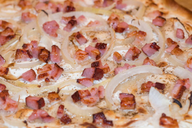 istock Close-up on fresh traditional flammkuchen. 1097515514