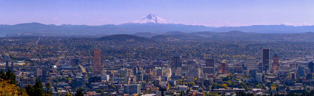 istock Mount Hood over Downtown Portland 1097647974