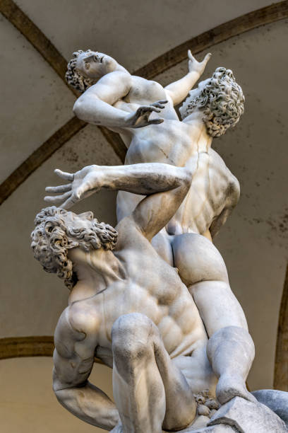 violación de sabines estatua palazzo loggia vecchio florencia - giambologna fotografías e imágenes de stock