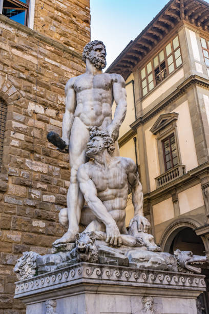 hercules cacus statues piazza signoria palazzo vecchio florence italy - cacus imagens e fotografias de stock