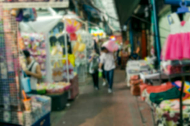 istock Blur people in the market 1097738470