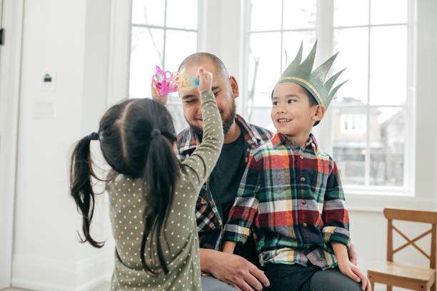istock Celebrating royal family day 1097909368