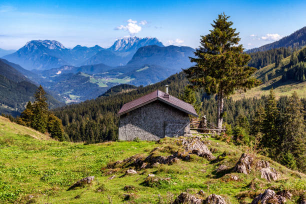 vue panoramique des montagnes dans le ciel - tirol north tirol hut austria photos et images de collection