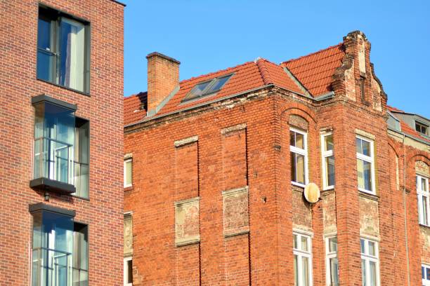 istock Facade of a modern apartment building 1098082634