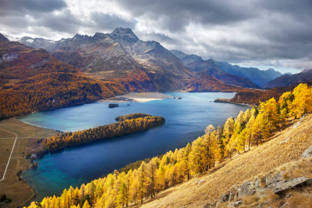 istock Lake Zyls or Zyls See (Silsersee) 1098089350