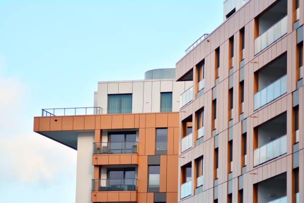 istock Facade of a modern apartment building 1098093096