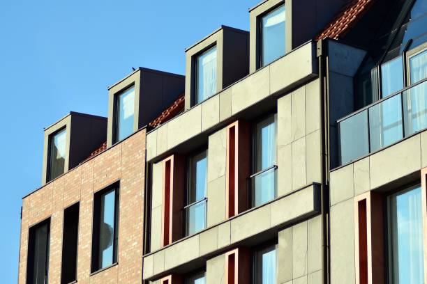 istock Facade of a modern apartment building 1098099290