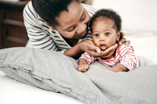 istock Mom and baby at home 1098111666