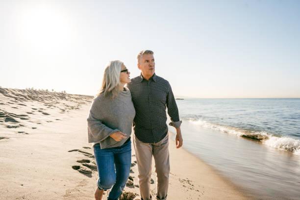 istock Cost of retirment happiness 1098111710