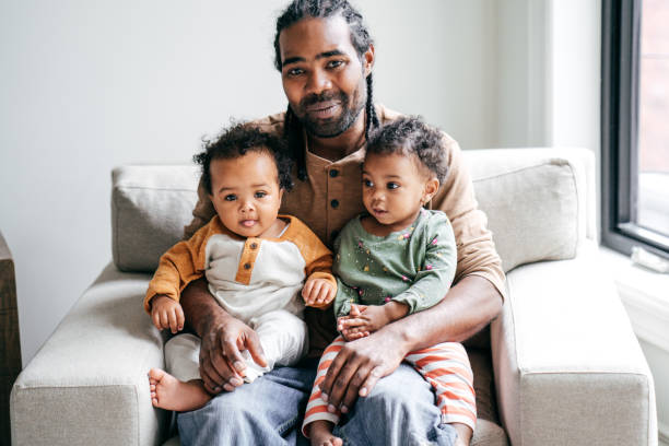 istock Happiness to be on parental leave with two kids 1098111894