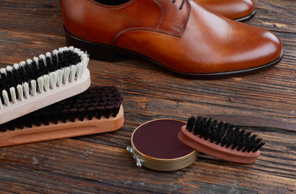 istock Shoe care products and leather shoes 1098197332