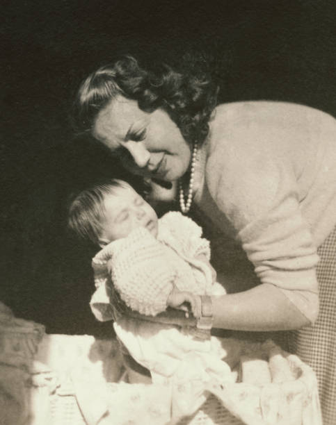 istock Young mother with her baby in 1948 1098224010