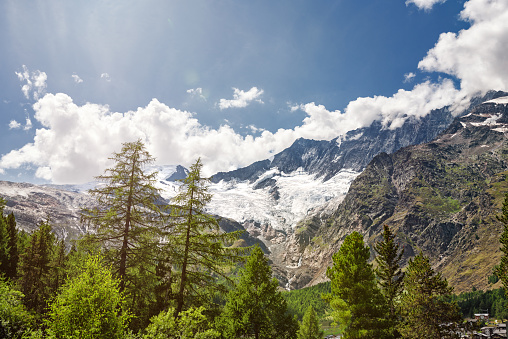 Saas Fee is located in Switzerland in the canton Valais. It is well known as winter tourist resort. But also in summertime you can explore the beauty in nature by hiking. The mountains here go up over 4000 meters over sea.