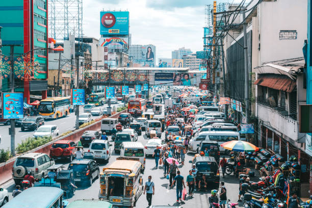 istock Busy street in Manila, Philippines 1098344810