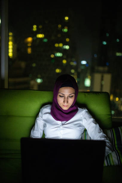 istock Staying online, up to date and productive 1098366464