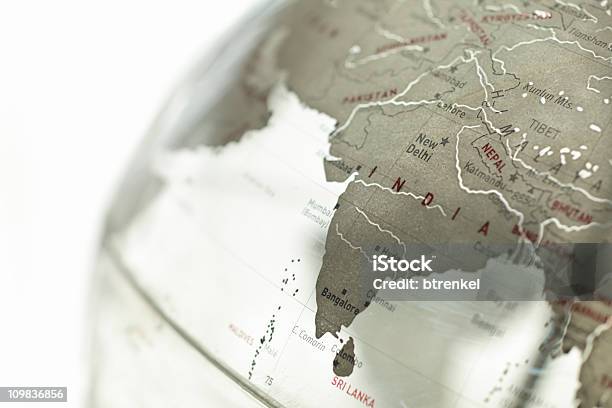Стеклянный Глобусиндия — стоковые фотографии и другие картинки Индия - Индия, Карта, Глобус