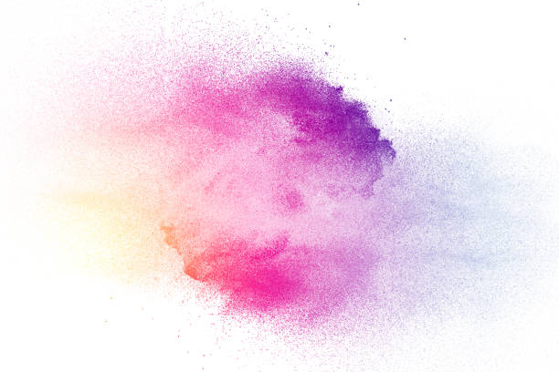 esplosione astratta di polvere multicolore su sfondo bianco.  congelare il movimento delle particelle di polvere che spruzzano. holi dipinto in festival. - colore descrittivo foto e immagini stock