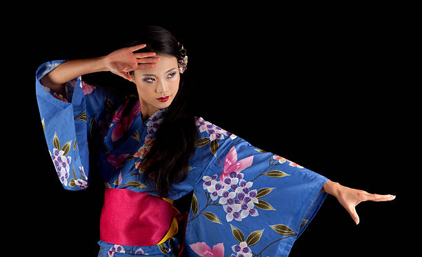 istock Beautiful Japanese geisha 109837587