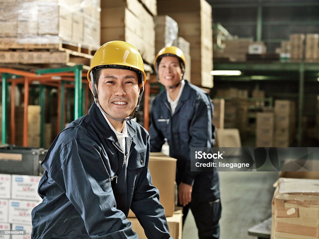Trabalhadores no armazém - Royalty-free Japonês Foto de stock