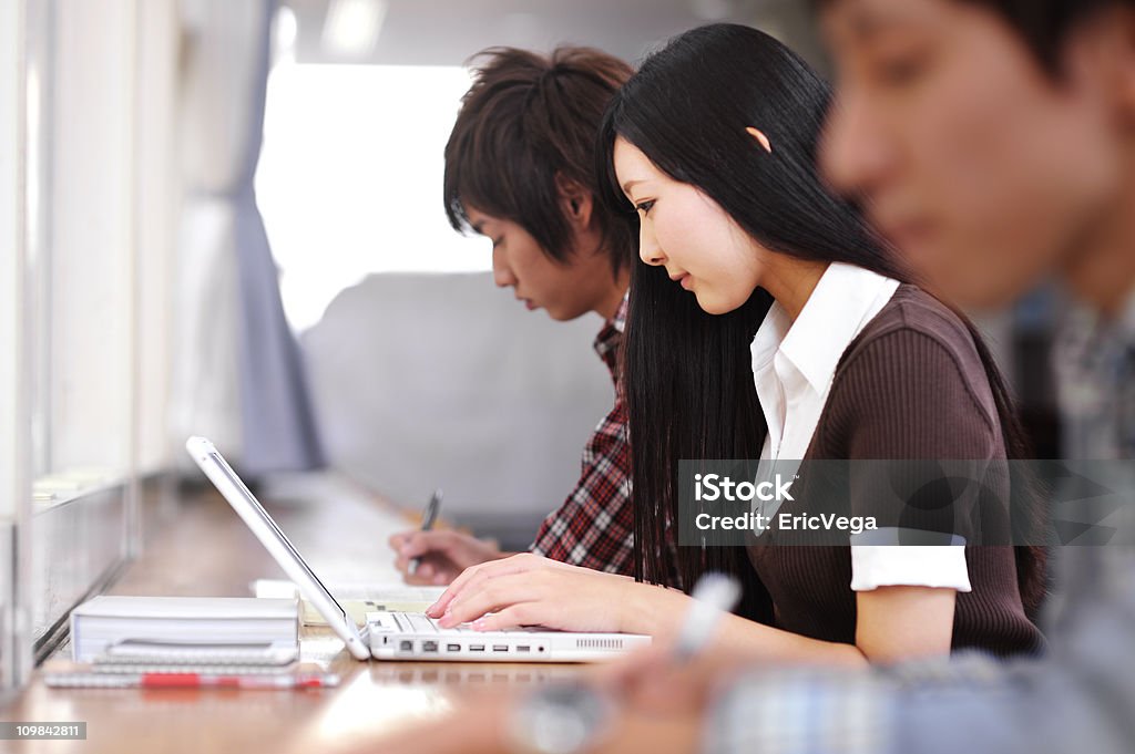 Escola jovens estudantes a Estudar - Royalty-free Japonês Foto de stock