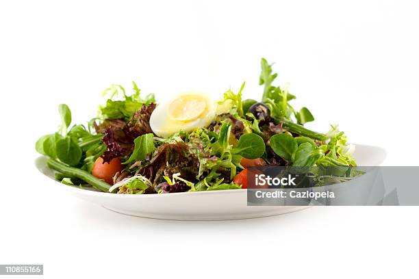 Foto de Salada Niçoise e mais fotos de stock de Figura para recortar - Figura para recortar, Salada Niçoise, Fundo Branco