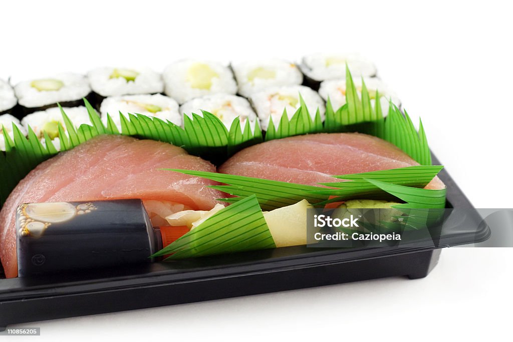 Plateau de sushis - Photo de Plat à réchauffer libre de droits