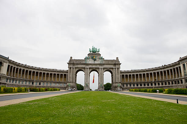 istock The Triumphal Arch in Brussels 110885396