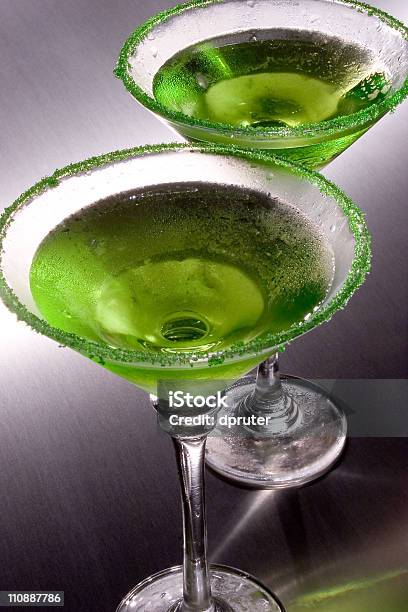 Foto de Do Martini De Maçã Verde e mais fotos de stock de Açúcar - Açúcar, Coquetel, Na Beira