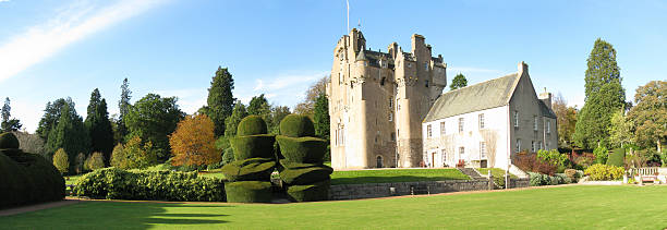 Panorama photo of Crathes Castle  aberdeen scotland stock pictures, royalty-free photos & images