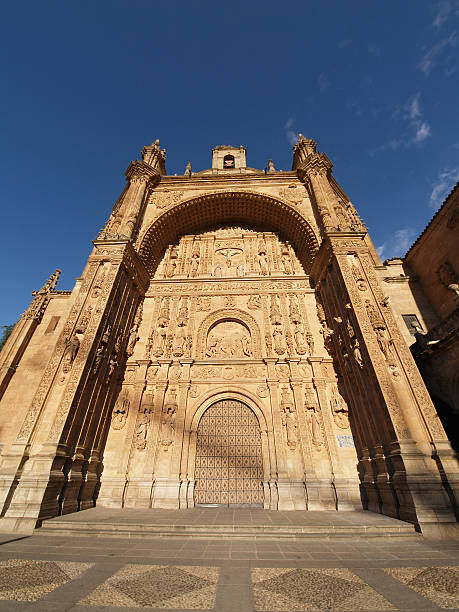 istock San Esteban's convent in Salamanca 110891558