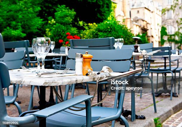 French Restaurant Stock Photo - Download Image Now - Cafe, Paris - France, Bar - Drink Establishment